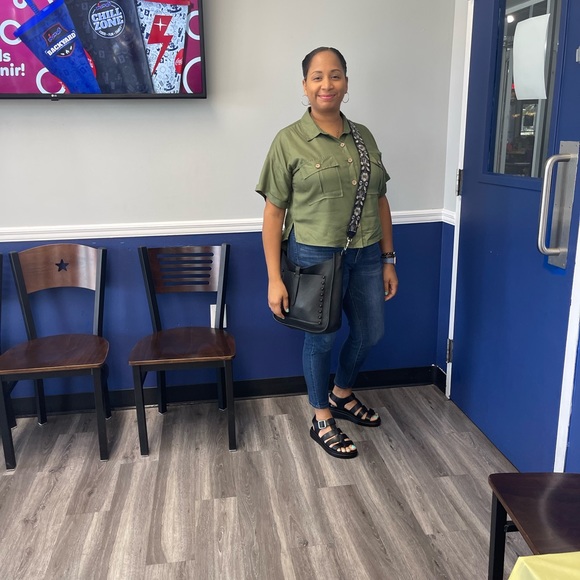 Meet your seller ;) - Picture 5 of 5